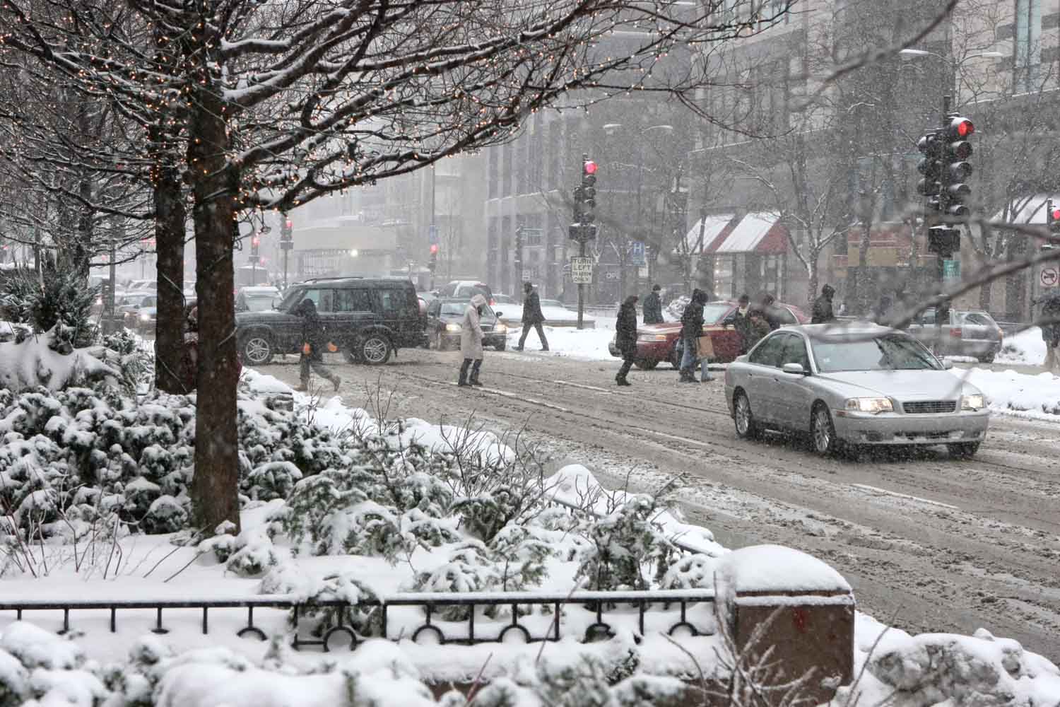 snow on the road in chicago